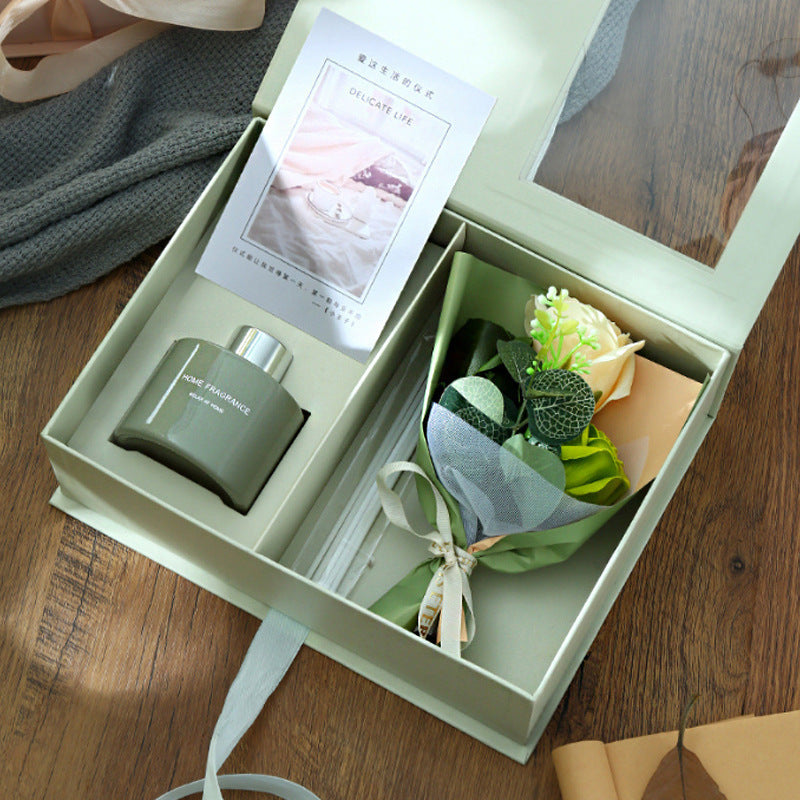 Mother's Day Birthday Gift Bouquet Aromatherapy Gift Box Business Gift Suit High-grade Gift For Mother-in-law