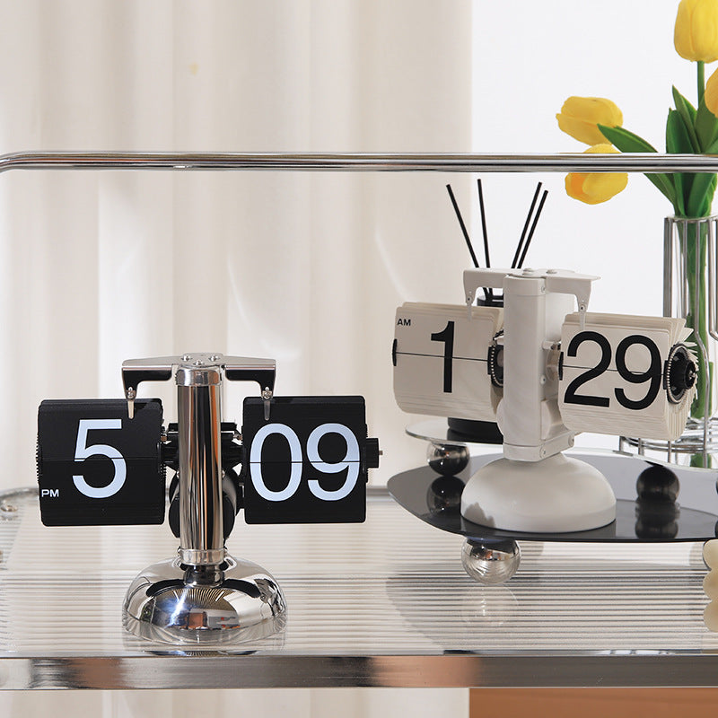 Automatic Page Flip Clock Living Room TV Cabinet Home Decoration Ornaments Simple Small Balance Mechanical Desk Clock Holiday Gift