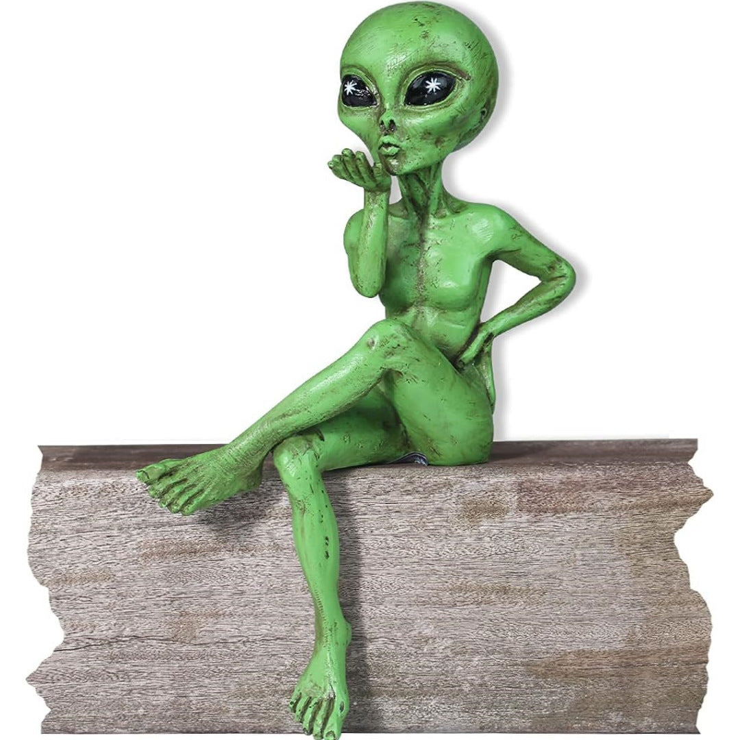 RESIN Statue Resin Alien UFO Outdoor Gnome Garden Statue Decoration