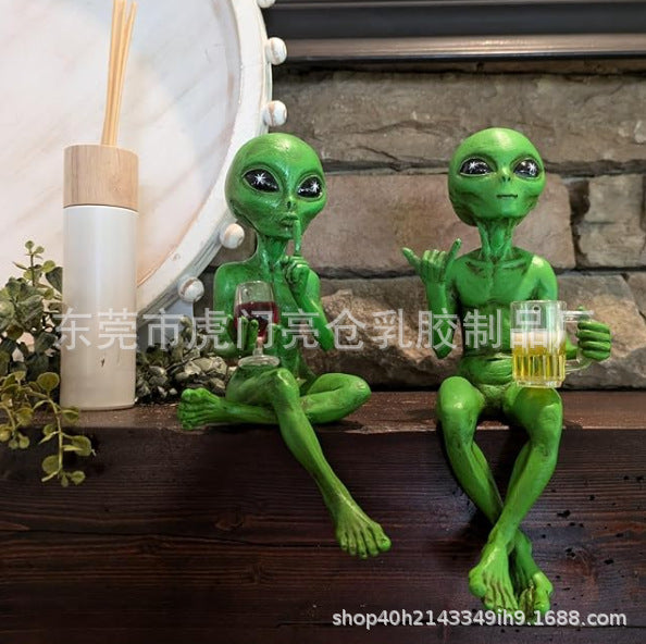 RESIN Statue Resin Alien UFO Outdoor Gnome Garden Statue Decoration