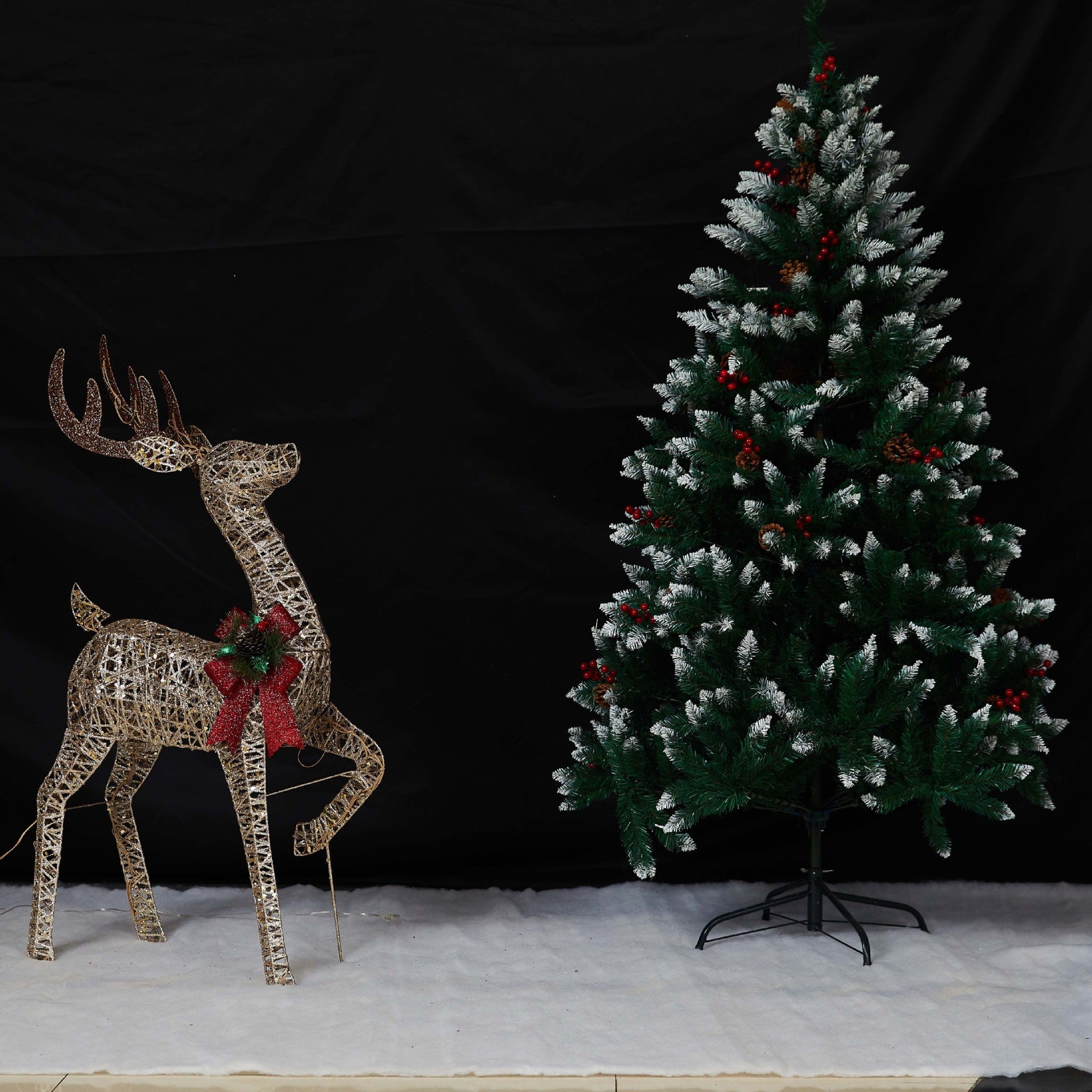Christmas Light-emitting Deer Shopping Mall Window Scene Layout Decoration Mother Deer Ornaments Set Props Wholesale